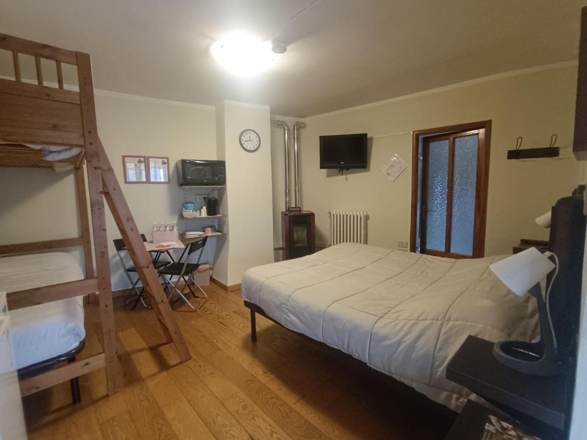 B&B La Marmotta Coazze Bagian luar foto